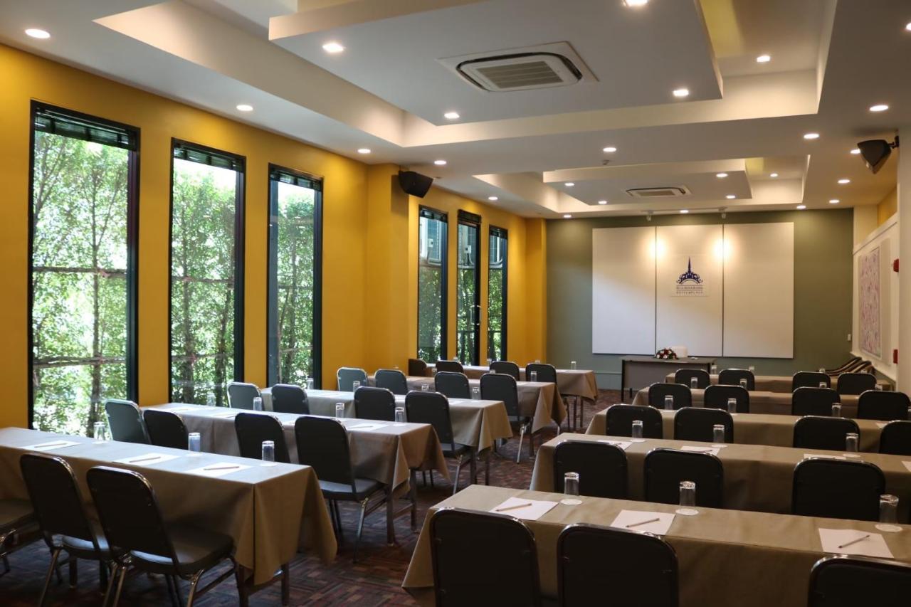 Hua Hin Grand Hotel And Plaza - Sha Extra Plus Bagian luar foto
