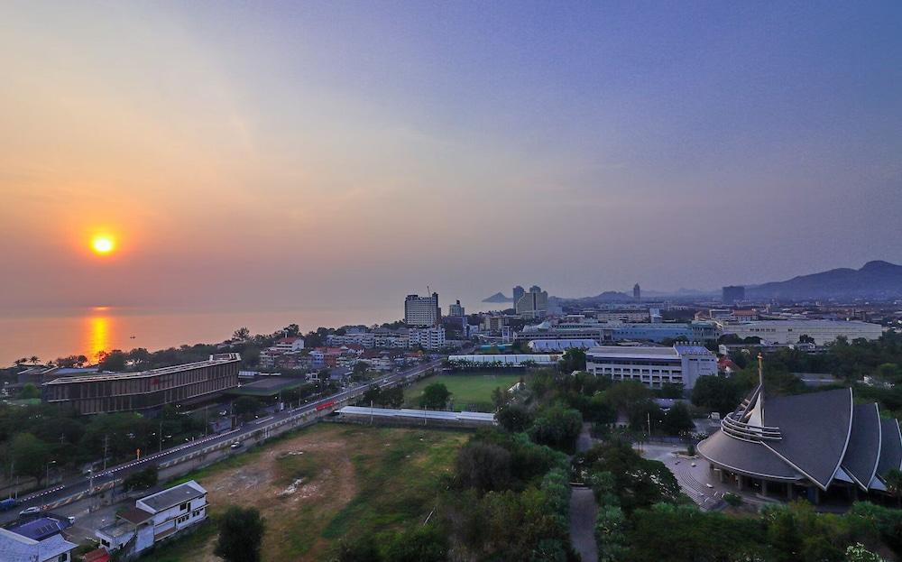 Hua Hin Grand Hotel And Plaza - Sha Extra Plus Bagian luar foto