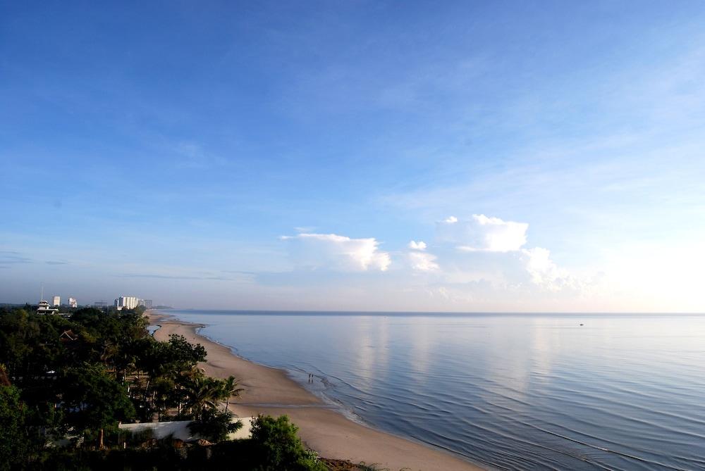 Hua Hin Grand Hotel And Plaza - Sha Extra Plus Bagian luar foto