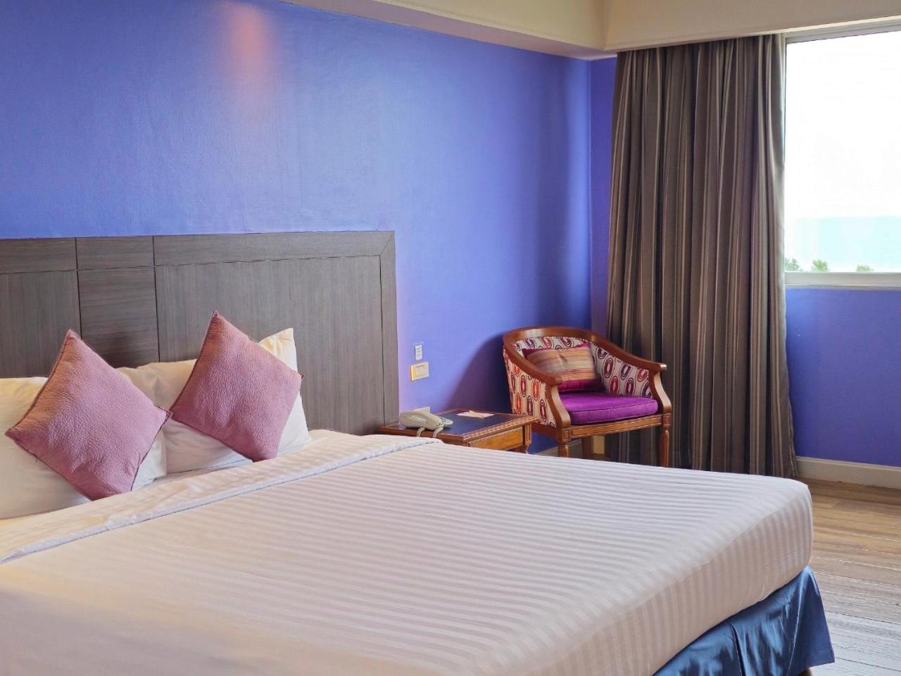Hua Hin Grand Hotel And Plaza - Sha Extra Plus Bagian luar foto