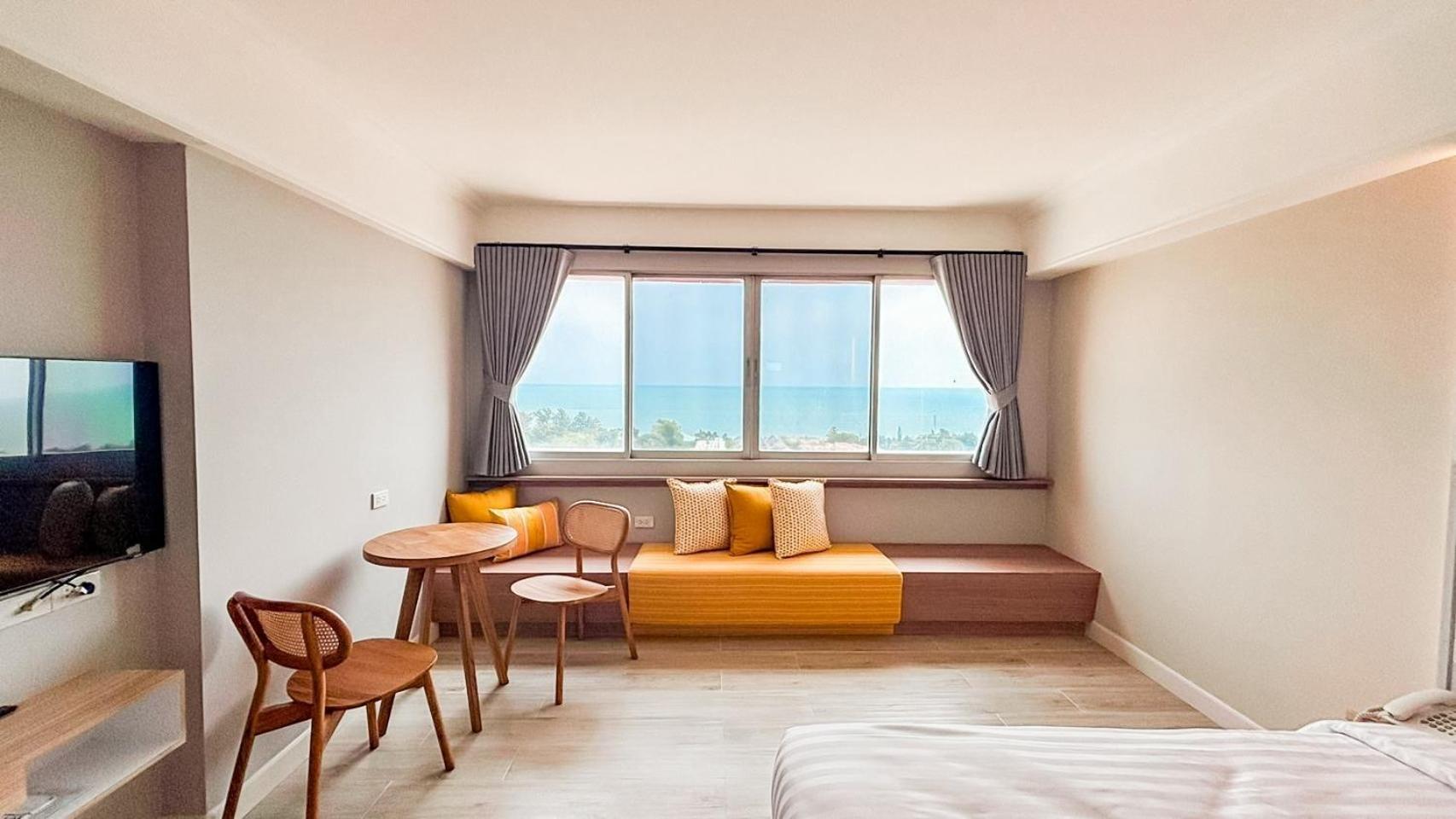 Hua Hin Grand Hotel And Plaza - Sha Extra Plus Bagian luar foto